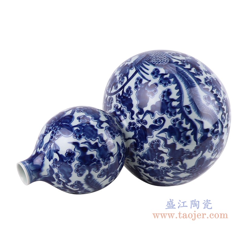 青花缠枝凤凰纹葫芦瓶;产品编号:RZOE12 产品尺寸(单位cm): 高:37.5直径:23.3口径:底径:10.5重量:3.1KG