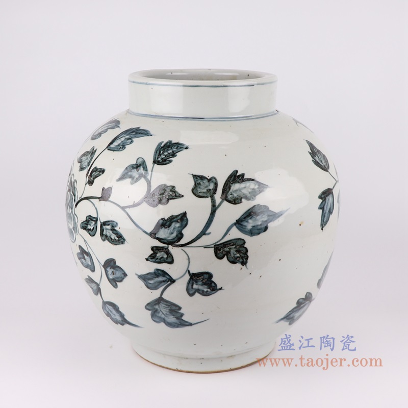 青花牡丹花卉罐子;产品编号：RZOX12       产品尺寸(单位cm):  高：37.2直径：35.2口径：底径：20.2重量：10.9KG