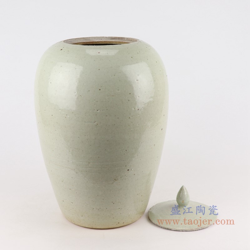 仿古白色冬瓜瓶;产品编号：RZPJ11       产品尺寸(单位cm):  高：39.5直径：24.5口径：底径：16重量：4.5KG