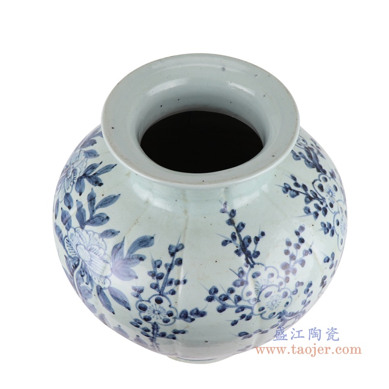 青花花鸟梅花竹纹大肚瓜楞罐;产品编号：RZSX47       产品尺寸(单位cm):  高：35.5直径：33.5口径：底径：16.5重量：6.7KG