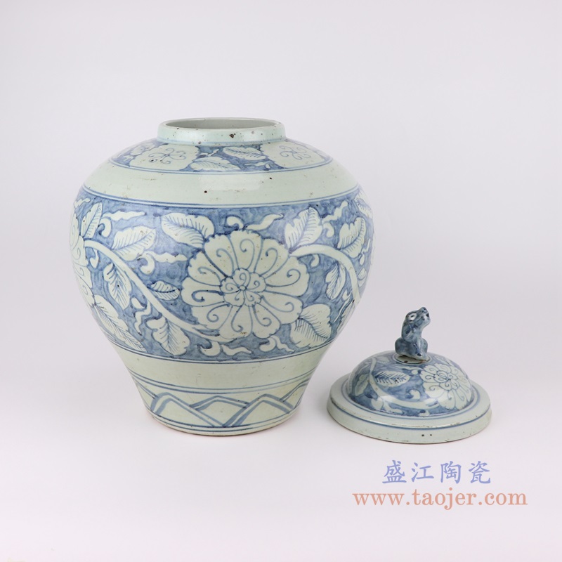 青花牡丹花卉狗头罐;产品编号：RZSX52       产品尺寸(单位cm):  高：43.3直径：33.2口径：底径：18重量：7.55KG