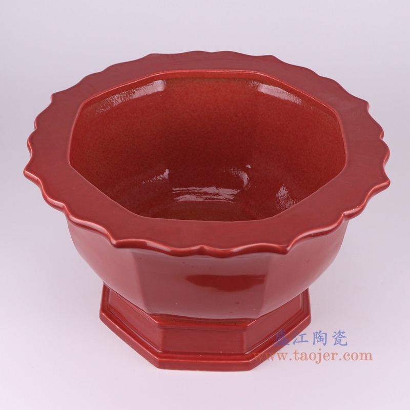 红色花瓣口边八方花盆，产品编号：RZFH34-C       产品尺寸(单位cm):  高36.8直径22.2口径底径重量5.55KG