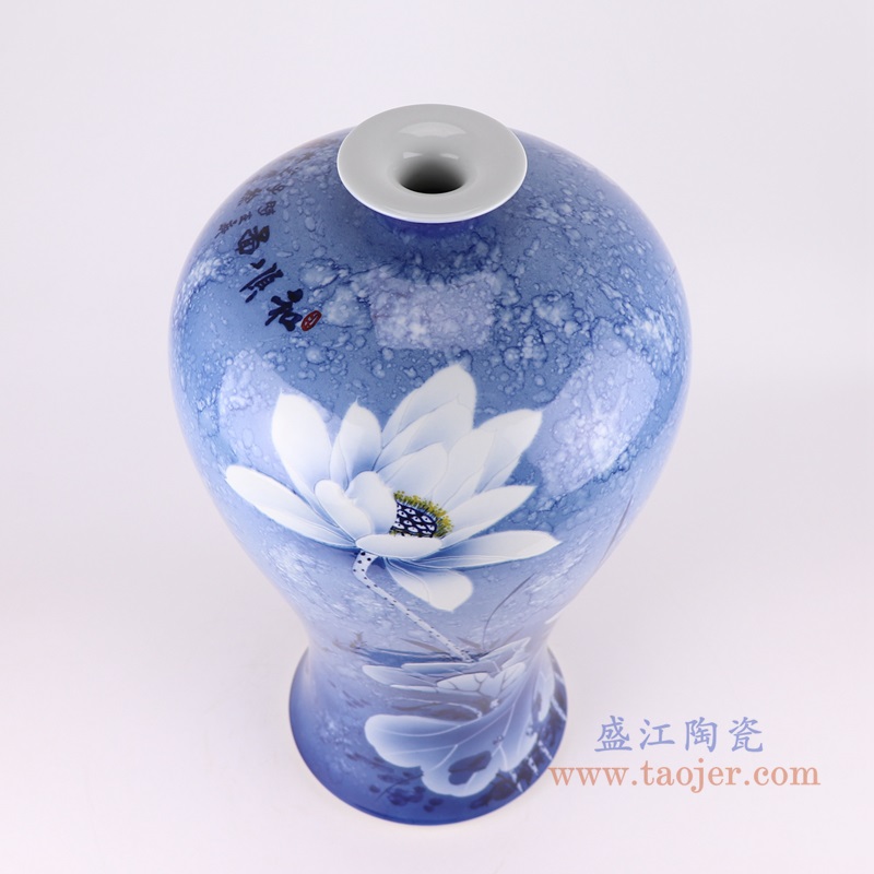 青花荷花梅瓶;产品编号：RZOV02       产品尺寸(单位cm):  高：50直径：28.5口径：底径：18.5重量：6.85KG