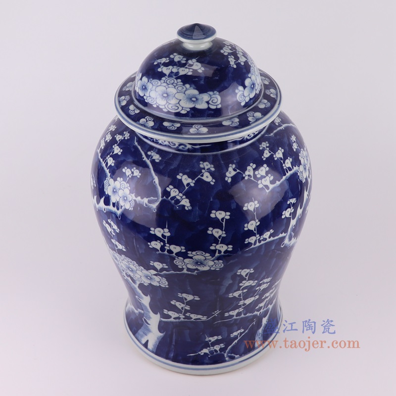 青花冰梅将军罐,产品编号:RZSI34 产品尺寸(单位cm): 高43直径26.5口径底径21.6重量4KG