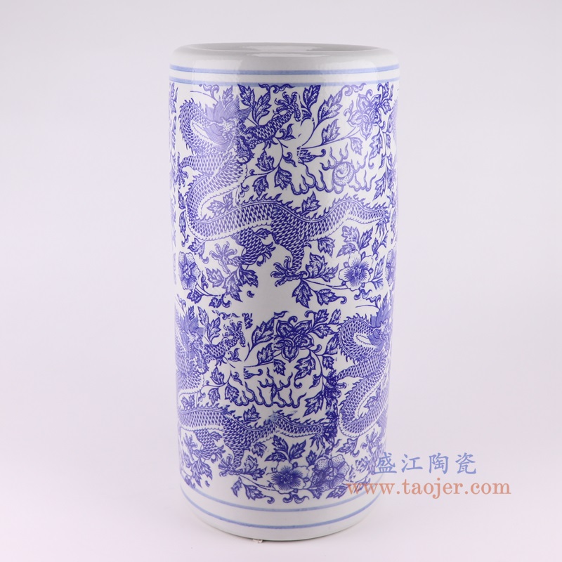 青花缠枝龙纹箭筒伞筒，产品编号：RZUA01-E       产品尺寸(单位cm):  高48.5直径23口径底径21重量6KG