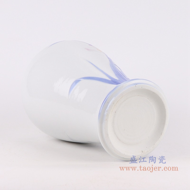 青花釉里红荷花梅瓶;产品编号：RZUC01       产品尺寸(单位cm):  高：29直径：16.5口径：底径：10.5重量：2KG