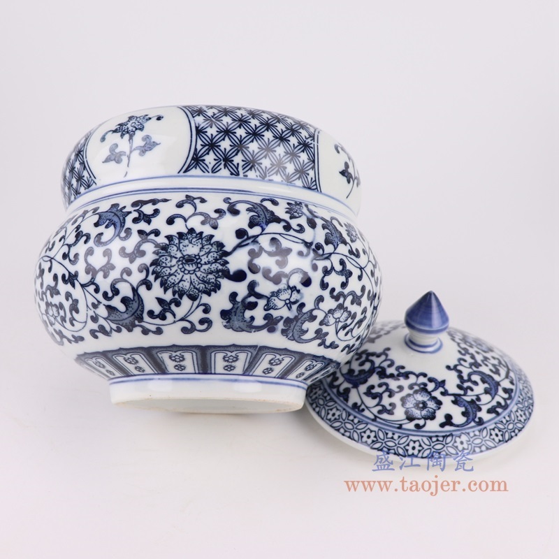 青花缠枝莲茶叶罐,产品编号:RZBG07-B 产品尺寸(单位cm): 高20.2直径17.8口径底径9.5重量1.3KG