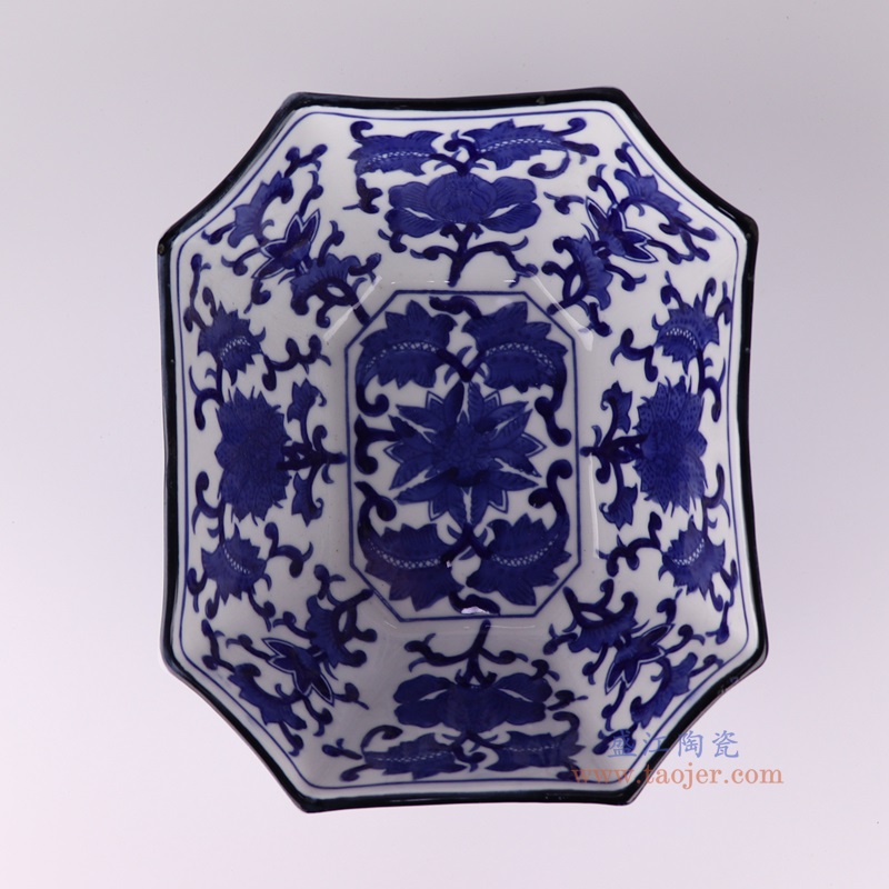 青花缠枝莲八边长方碗,产品编号:RXAE-FL19-243L 产品尺寸(单位cm): 高9.5直径22.2口径底径14重量1.12KG