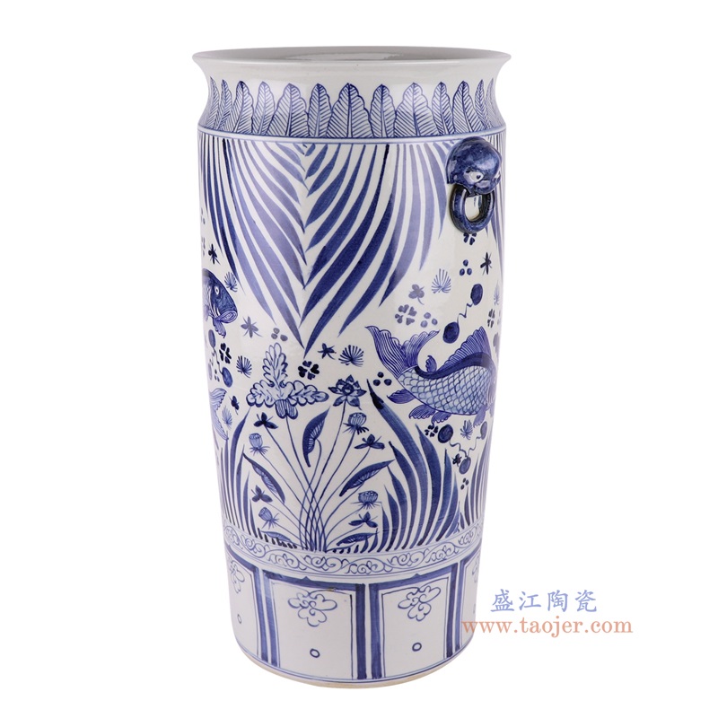 青花鱼藻纹双狮子头耳箭筒,产品编号:RZFH38-A 产品尺寸(单位cm): 高54直径26.5口径底径重量12KG