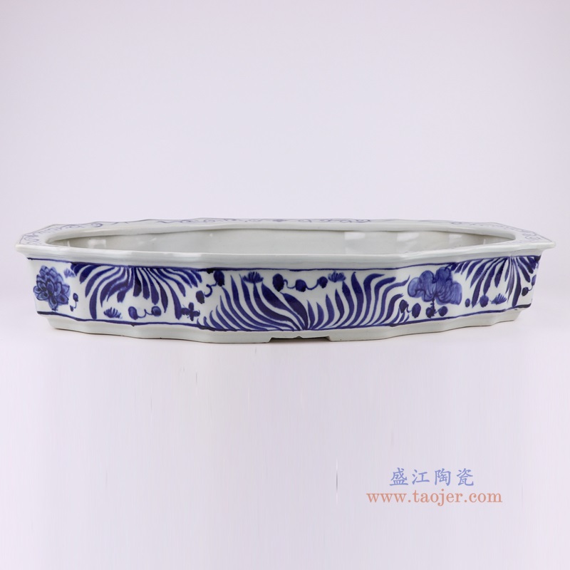 青花鱼藻纹花口长方形盘子,产品编号:RZSC45 产品尺寸(单位cm): 高10直径64.3口径底径57.5重量9KG