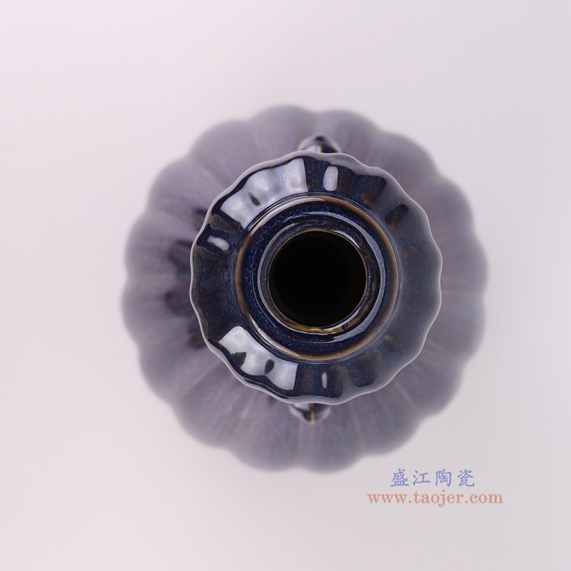 霁蓝象耳蒜头瓶,产品编号:RZSC47 产品尺寸(单位cm): 高37直径19.5口径底径11.6重量2KG