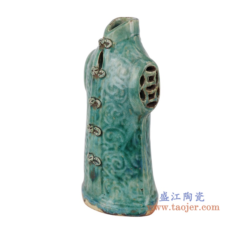 窑变绿釉衣服形状花瓶,产品编号:RZSP39 产品尺寸(单位cm): 高25直径13口径11.2底径重量1.3KG