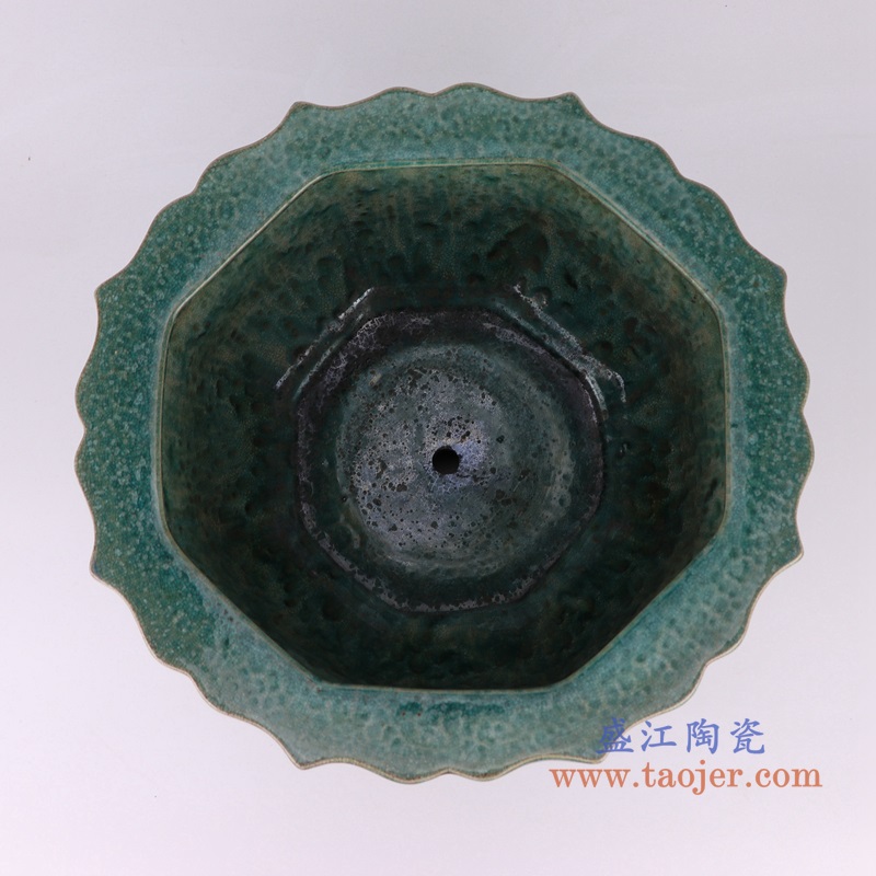 窑变绿釉花口八方花盆,产品编号:RZSP41 产品尺寸(单位cm): 高23直径27.6口径11.2底径重量5.5KG