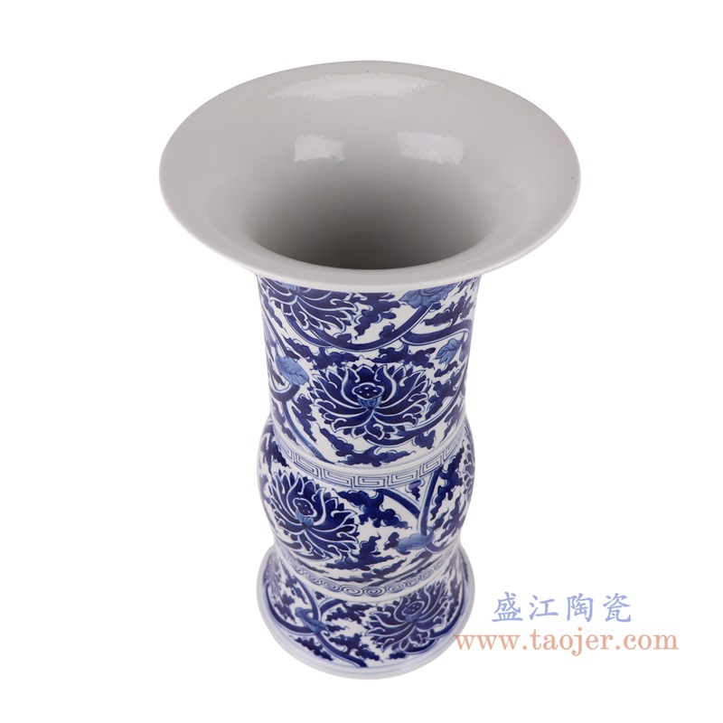 青花缠枝莲花觚,产品编号:RZUL10 产品尺寸(单位cm): 高35.7直径20.5口径18.5底径15.1重量2.75KG