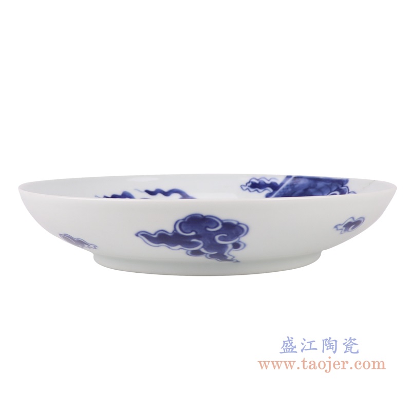 青花过江龙纹盘,产品编号:RZUL12-A 产品尺寸(单位cm): 高4.7直径22.4口径19底径重量0.6KG