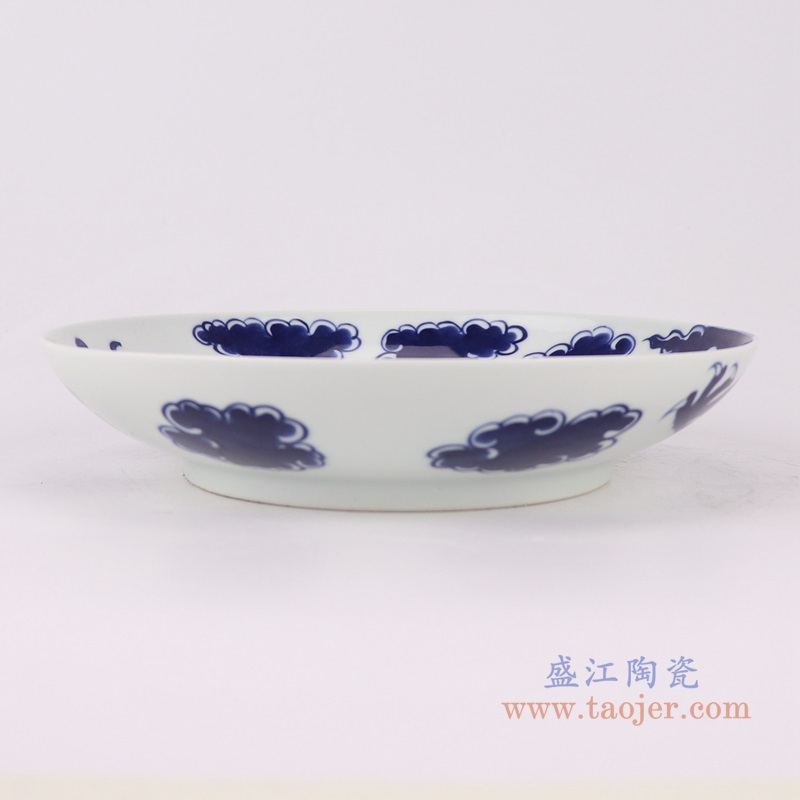 青花云中龙纹盘,产品编号:RZUL12-B 产品尺寸(单位cm): 高4.7直径22.4口径11.4底径重量0.6KG