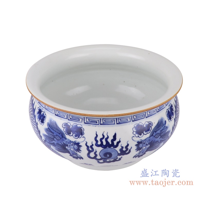 青花龙纹香炉,产品编号:RZUL13-C 产品尺寸(单位cm): 高15.3直径25口径底径重量2.3KG