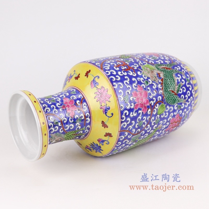 粉彩蓝底麒麟捧子瓶；产品编号：RYZG31       产品尺寸(单位cm):  高：40.5直径：18.5口径：12底径：13.3重量：3KG