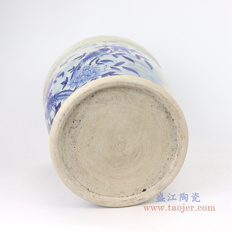 青花花鸟高脚花盆；产品编号：RZFH28       产品尺寸(单位cm):  高：26直径：25口径：25底径：19.3重量：4.65KG