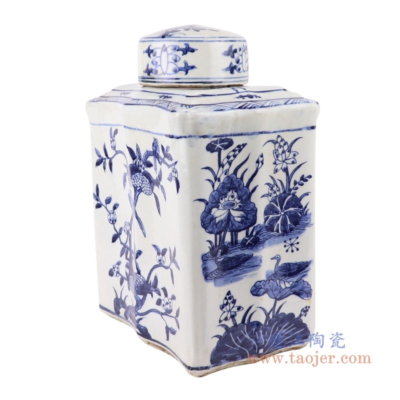 青花长方形仙桃扁罐子；产品编号：RZKJ02-C       产品尺寸(单位cm):  高：38直径：26口径：10底径：25重量：6.25KG