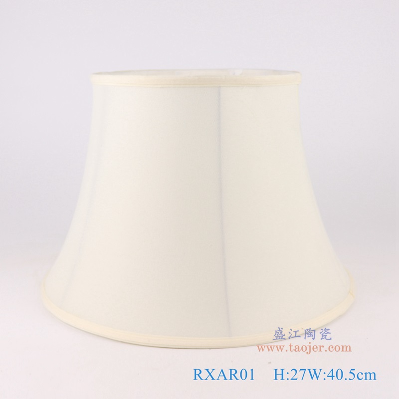 白色灯罩，产品编号：RXAR01       产品尺寸(单位cm):  高27直径40.5口径底径40.5重量KG