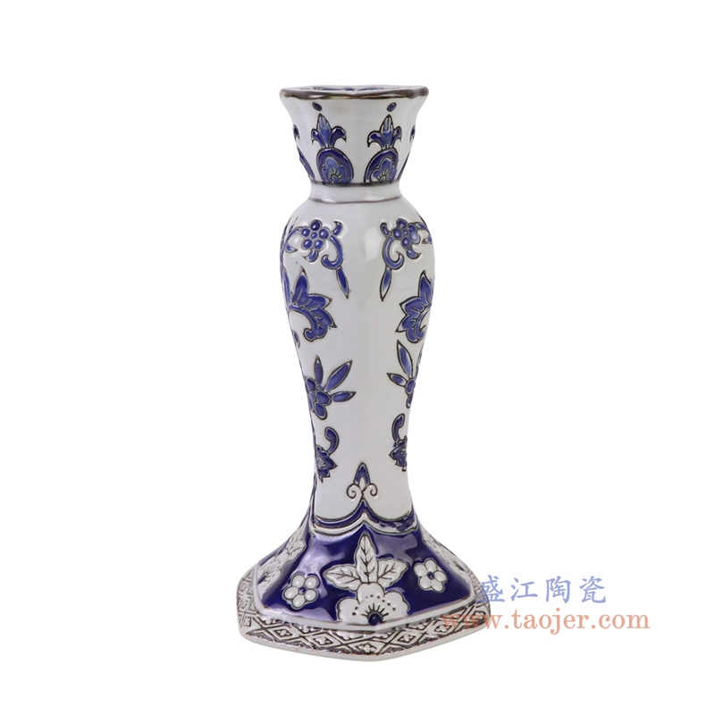 青花缠枝莲烛台,产品编号:RXAE-FL10-880S 产品尺寸(单位cm): 高20.5直径11口径底径11重量0.5KG