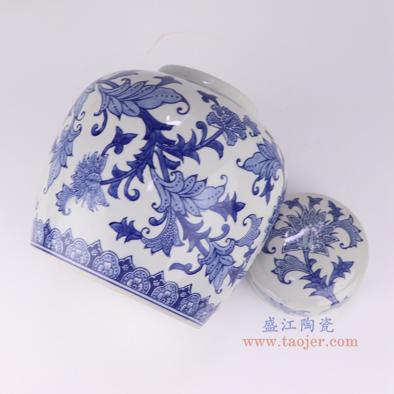 青花缠枝莲茶叶罐盖罐,产品编号:RXAE-FL16-212B 产品尺寸(单位cm): 高24.4直径20.7口径底径16重量2.1KG