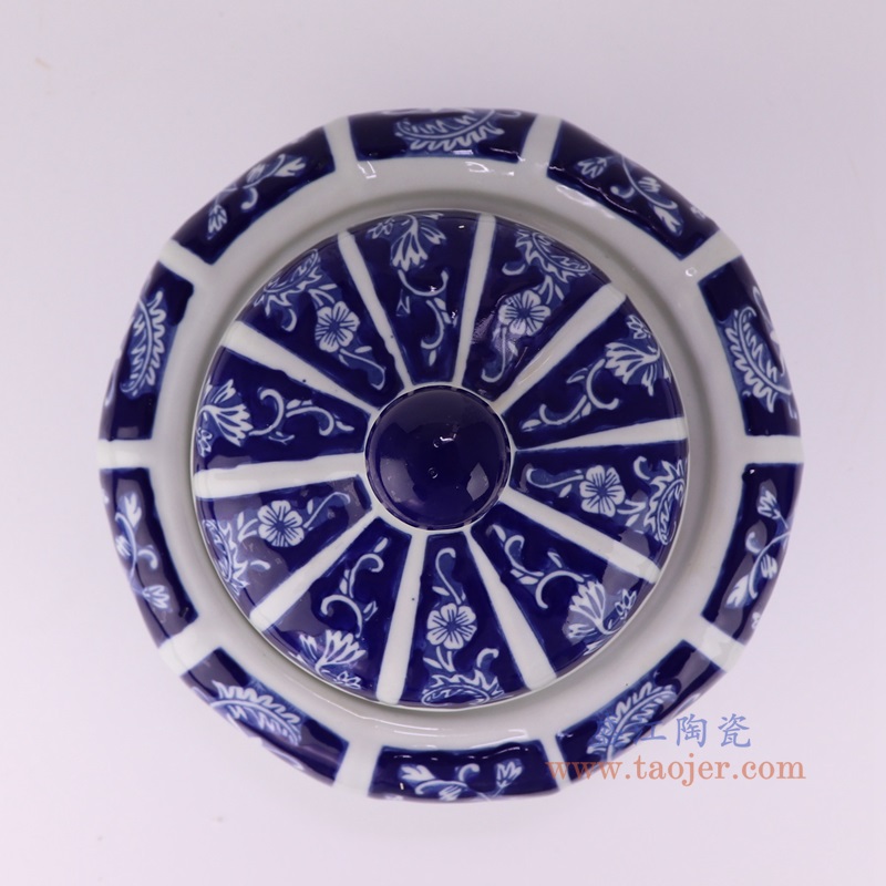 青花花卉南瓜罐盖罐,产品编号:RXAE-FL17-004 产品尺寸(单位cm): 高18.5直径20.7口径底径14重量1.64KG