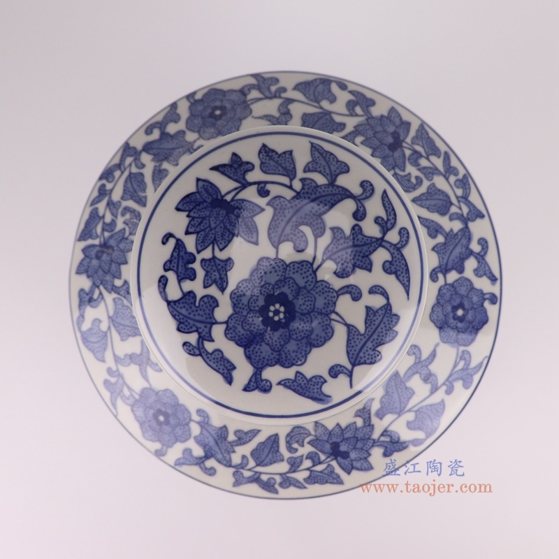 青花缠枝莲直筒茶叶罐,产品编号:RXAE-FL19-206 产品尺寸(单位cm): 高29.5直径19口径底径重量2.45KG