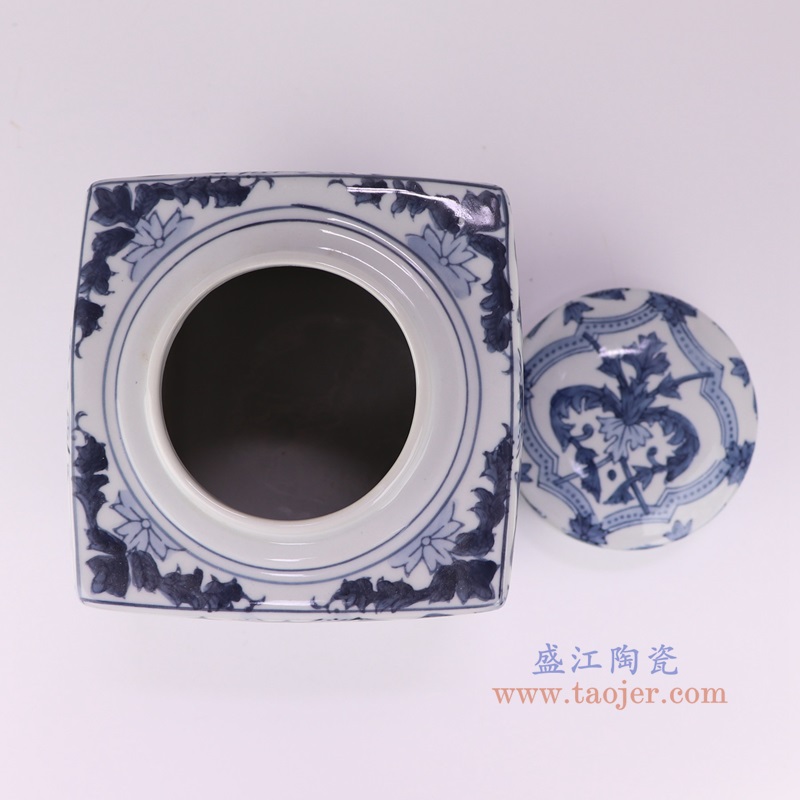 青花花卉四方茶叶罐,产品编号:RXAE-YH19-027 产品尺寸(单位cm): 高21直径16.2口径5.5底径重量1.74KG