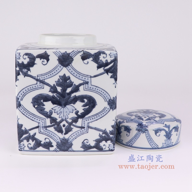 青花花卉四方茶叶罐,产品编号:RXAE-YH19-027 产品尺寸(单位cm): 高21直径16.2口径5.5底径重量1.74KG