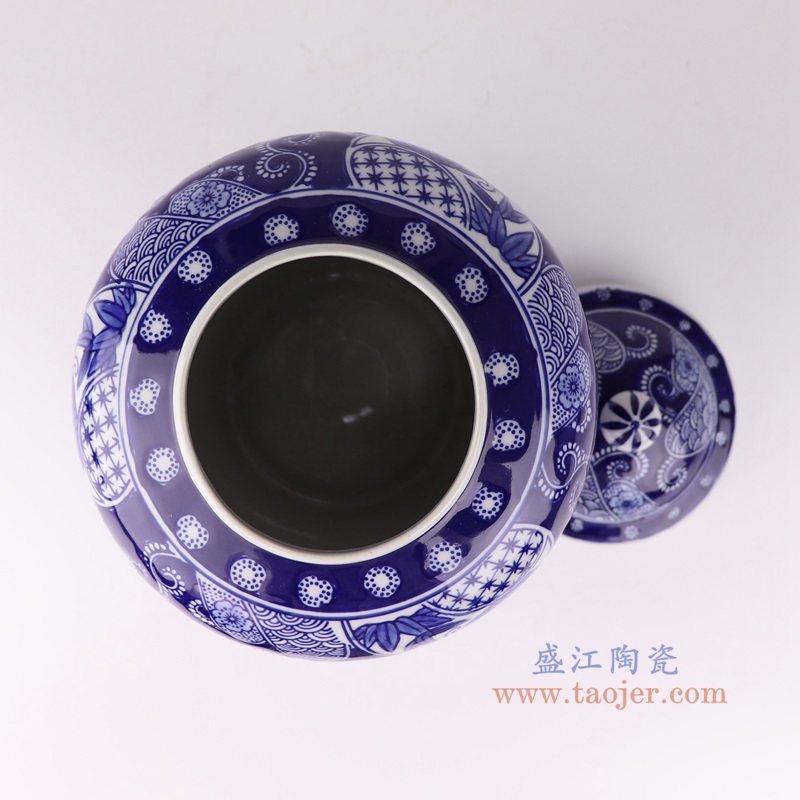 青花蓝底花卉将军罐,产品编号:RXAE-YH19-033 产品尺寸(单位cm): 高24.2直径18.9口径14.5底径11.5重量1.4KG