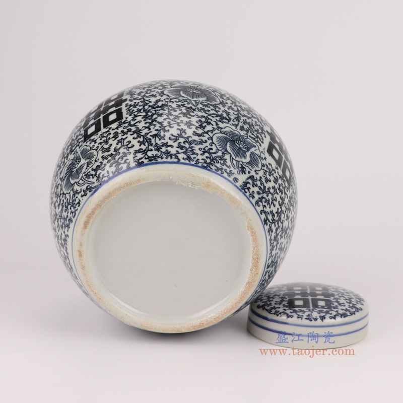 青花缠枝喜字纹小坛罐,产品编号:RXAF07-A 产品尺寸(单位cm): 高14.7直径14.5口径底径10重量0.7KG