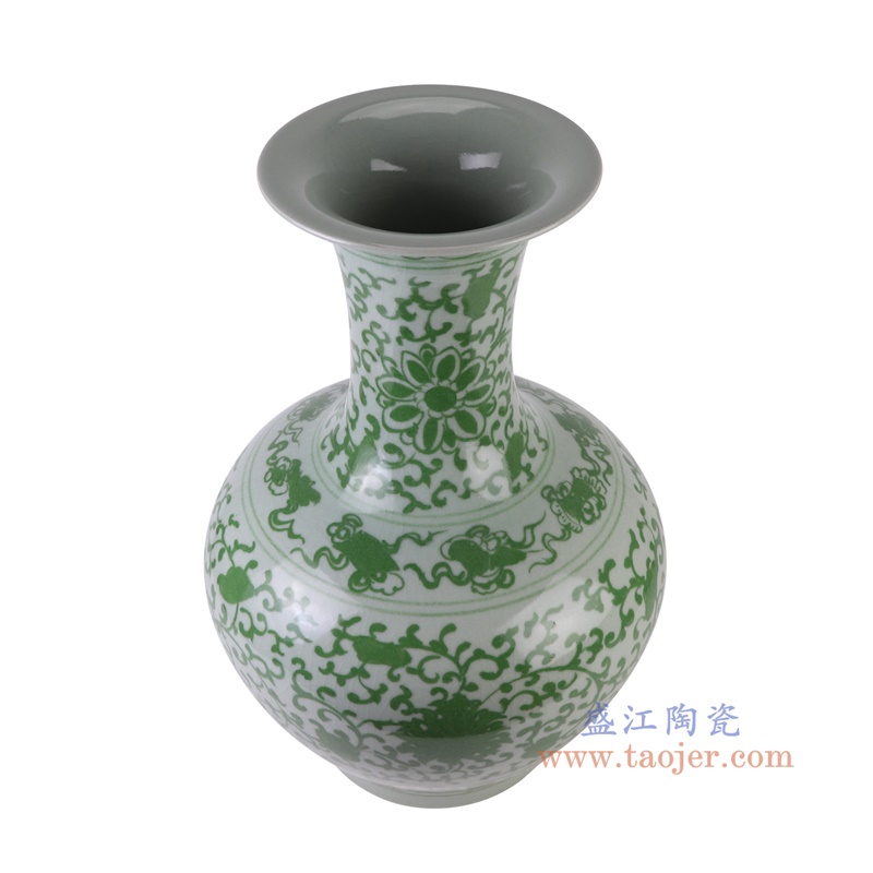 绿色缠枝莲赏瓶大号,产品编号:RXAH11-L 产品尺寸(单位cm): 高54.5直径36口径底径20.3重量12.85KG