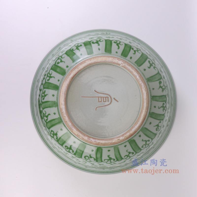 绿色缠枝莲大碗,产品编号:RXAH14 产品尺寸(单位cm): 高17.5直径48.5口径底径23重量9.8KG