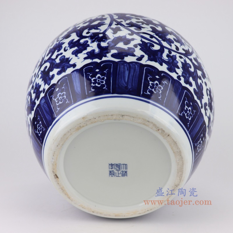 青花缠枝莲石榴瓶大号,产品编号:RXAL03 产品尺寸(单位cm): 高38.8直径36.7口径底径20.5重量9.75KG