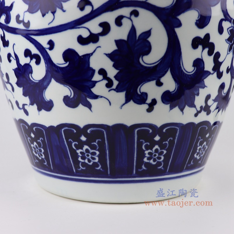 青花缠枝莲冬瓜瓶大号,产品编号:RXAL05 产品尺寸(单位cm): 高56.8直径33.5口径34.5底径19.5重量10.95KG