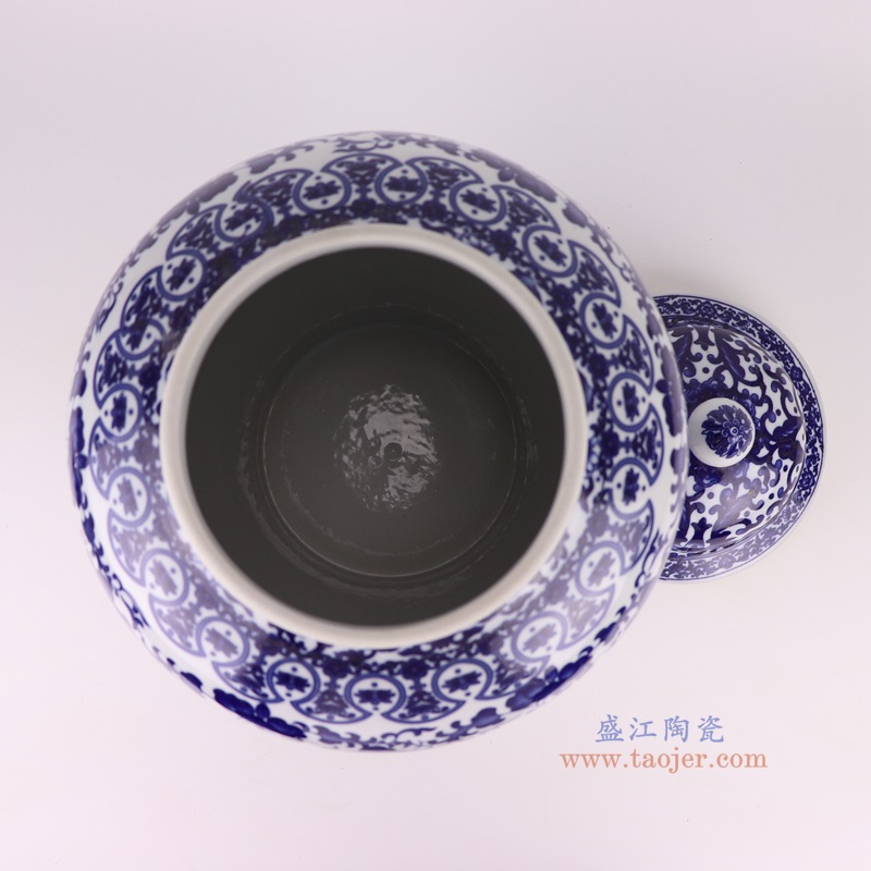 青花缠枝莲将军罐,产品编号:RXAQ01-A 产品尺寸(单位cm): 高49直径29.5口径底径18.6重量9.15KG