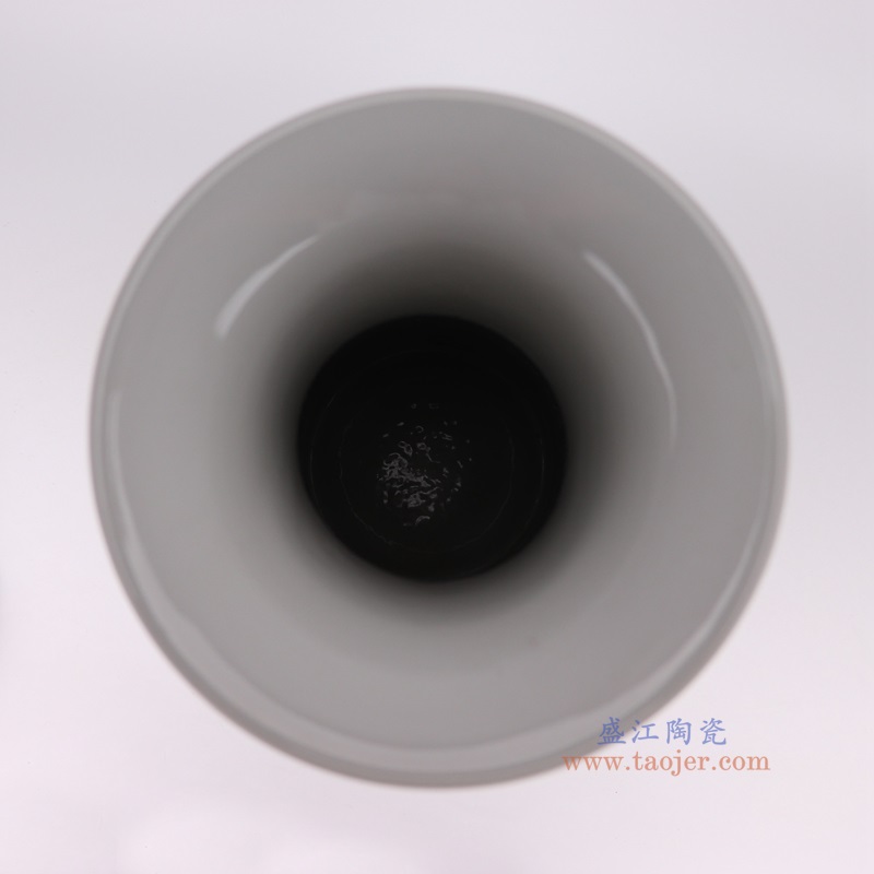 青花山水鱼尾瓶观音瓶,产品编号:RXAQ02-A 产品尺寸(单位cm): 高65.4直径32.6口径底径19.1重量10.95KG