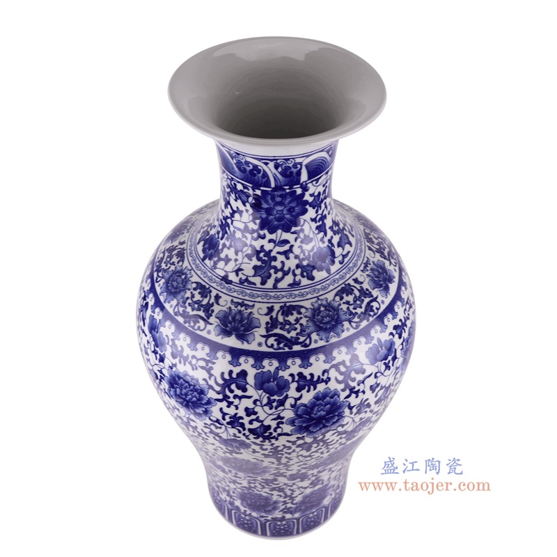 青花缠枝莲鱼尾瓶,产品编号:RXAQ02-B 产品尺寸(单位cm): 高65.4直径32.6口径底径19.1重量10.95KG