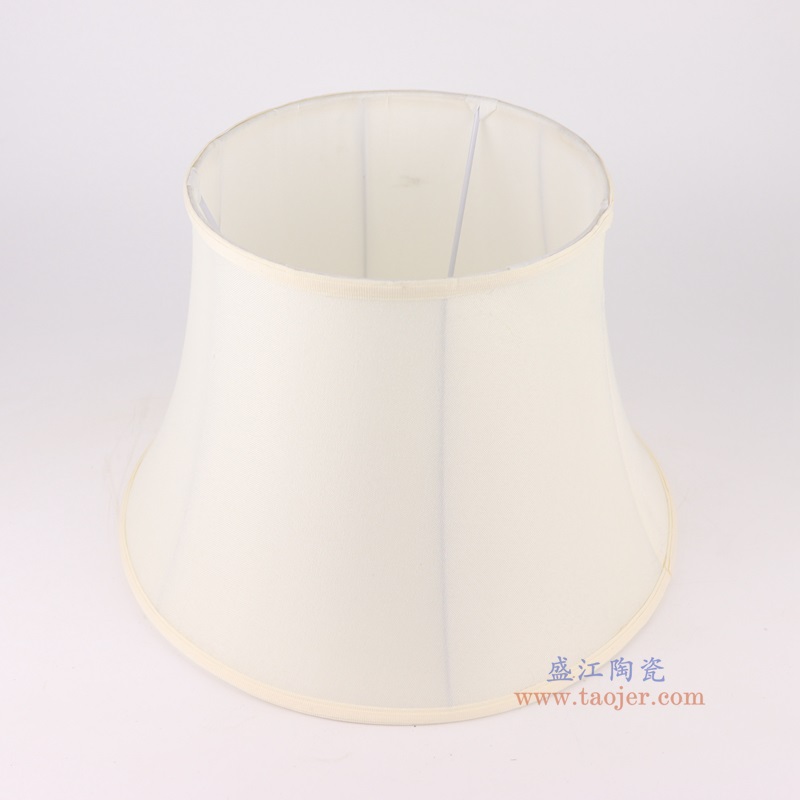 白色灯罩，产品编号：RXAR01       产品尺寸(单位cm):  高27直径40.5口径底径40.5重量KG