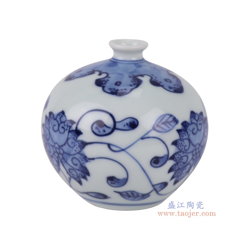 青花缠枝莲小石榴瓶,产品编号:RXAX08 产品尺寸(单位cm): 高7.5直径7.6口径底径2.7重量0.1KG