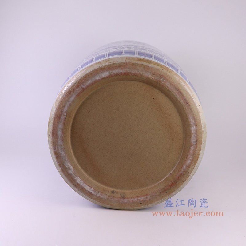 青花缠枝莲箭筒伞筒直筒大缸,产品编号:RXAZ02 产品尺寸(单位cm): 高49直径40口径底径重量19.2KG
