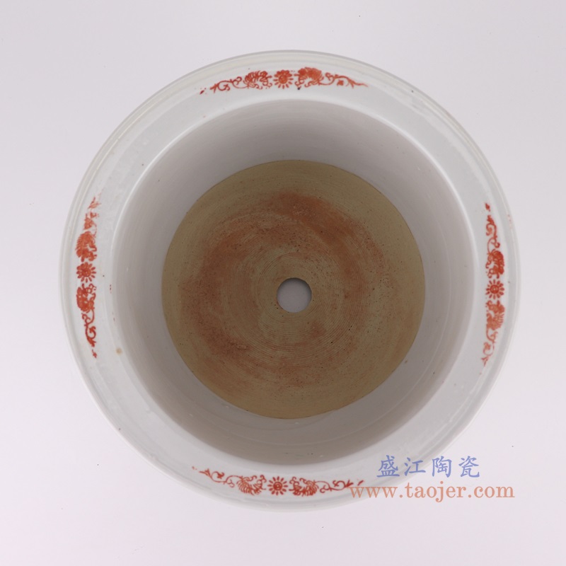 粉彩手绘孔雀牡丹图花盆小号,产品编号:RYSZ16-A 产品尺寸(单位cm): 高16.2直径23.5口径7底径12重量1.7KG
