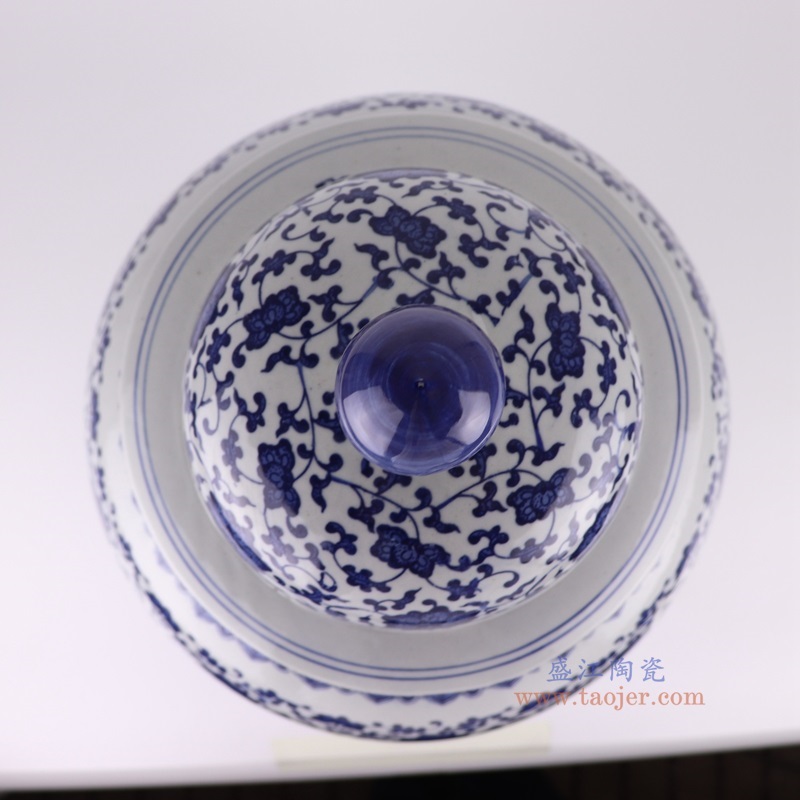青花缠枝莲将军罐大号,产品编号:RYUJ37-A 产品尺寸(单位cm): 高58.8直径33.5口径7底径21.4重量9.75KG