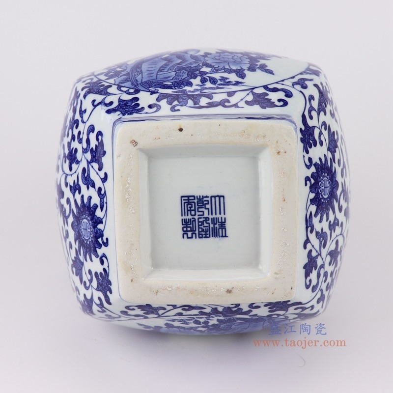 青花缠枝莲开窗花鸟纹鹿耳四面福桶瓶,产品编号:RYUJ41 产品尺寸(单位cm): 高30.8直径20口径3.8底径9.3重量2.75KG