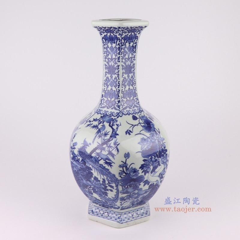 青花百鸟朝凤花鸟六面赏瓶,产品编号:RYUJ52 产品尺寸(单位cm): 高40直径21.4口径9.8底径13.5重量3.1KG