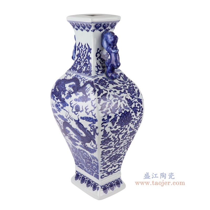 青花缠枝莲龙纹四面双耳瓶,产品编号:RYUJ53 产品尺寸(单位cm): 高40.5直径19.7口径13.7底径11.6重量3.1KG