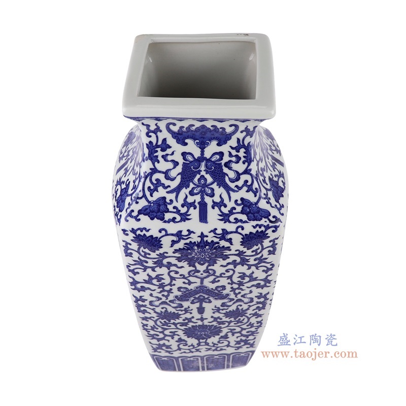 青花缠枝莲四方花瓶,产品编号:RYUJ54 产品尺寸(单位cm): 高39.5直径17口径17底径11重量3.05KG
