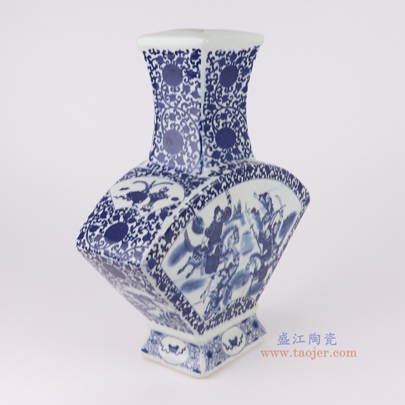 青花缠枝莲开窗人物战将四面扇形瓶,产品编号:RYUJ55 产品尺寸(单位cm): 高34.5直径28口径底径11.7重量3KG
